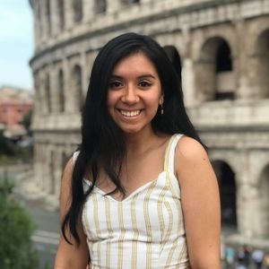 Meet your Posher, Daniela